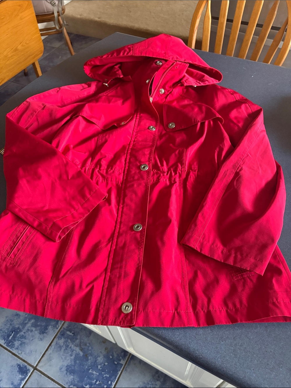 London Fog womans Hooded Raincoat in Bright Pink